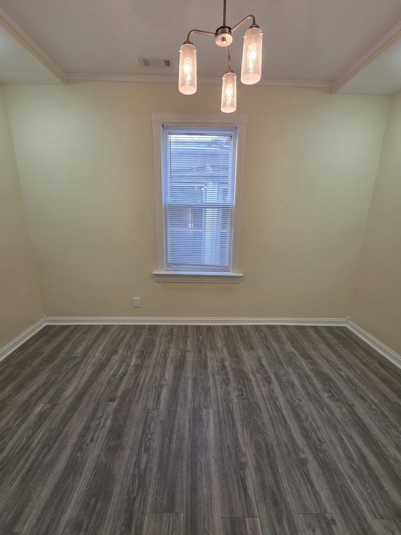 10548 S Avenue J, Chicago, IL 60617