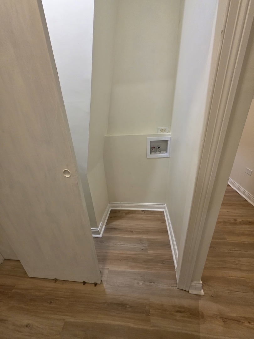 10548 S Avenue J, Chicago, IL 60617