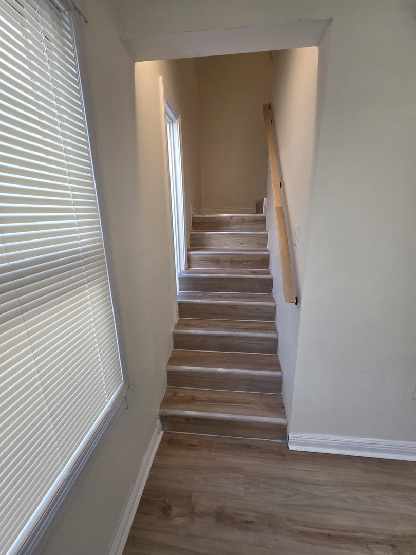 10548 S Avenue J, Chicago, IL 60617