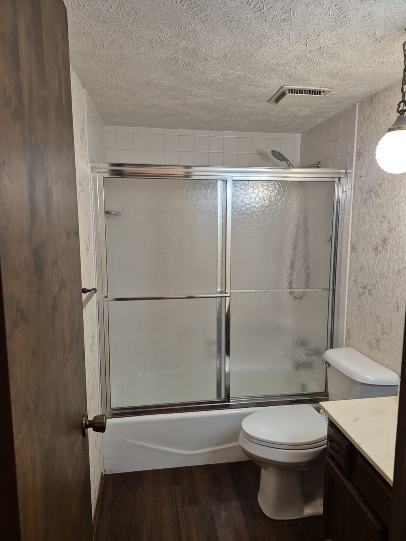 43 Crystal Court #B1, Pontiac, IL 61764