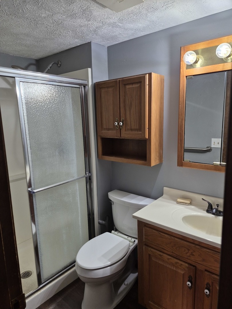 43 Crystal Court #B1, Pontiac, IL 61764