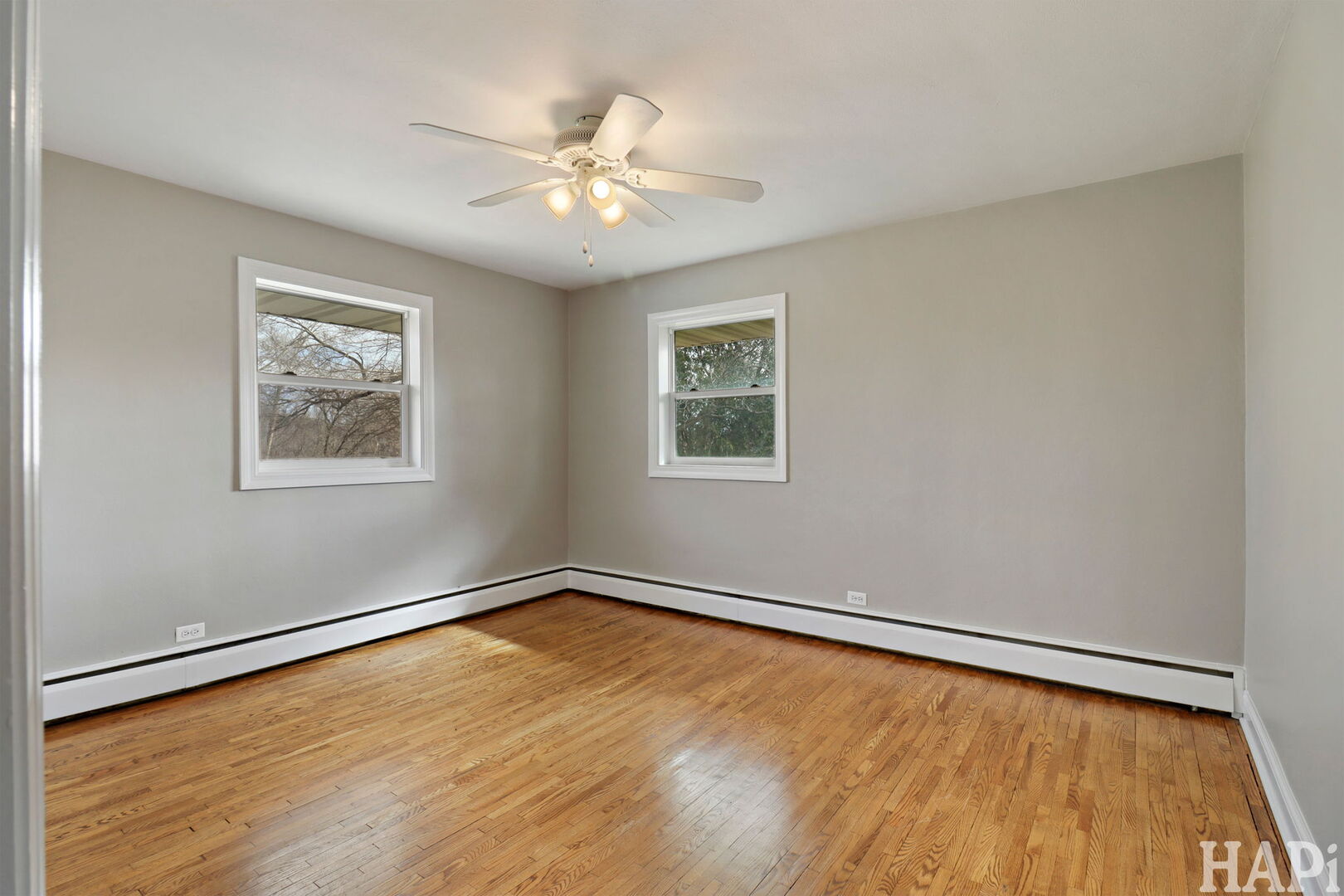 12416 W PADDOCK Avenue, Beach Park, IL 60087