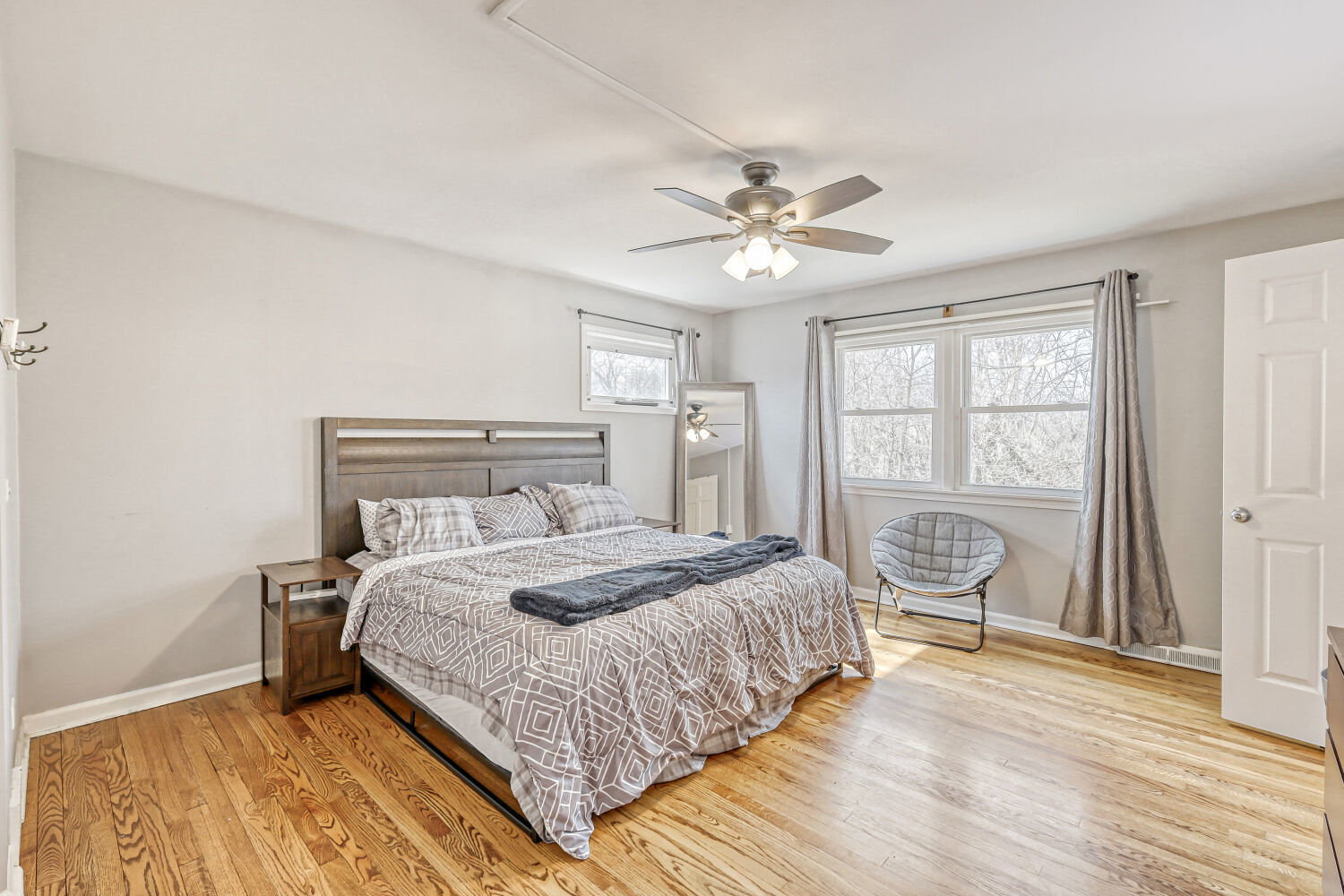 1S538 Bayberry Lane, Wheaton, IL 60189