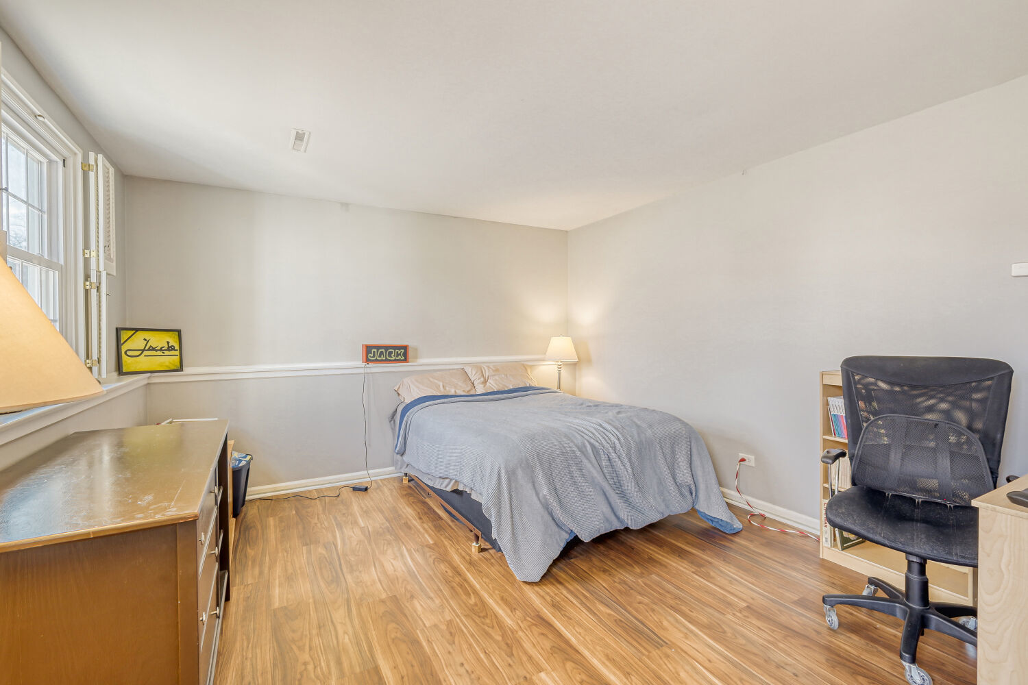 1S538 Bayberry Lane, Wheaton, IL 60189