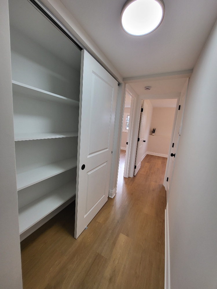 6831 Plymouth Road, Downers Grove, IL 60516