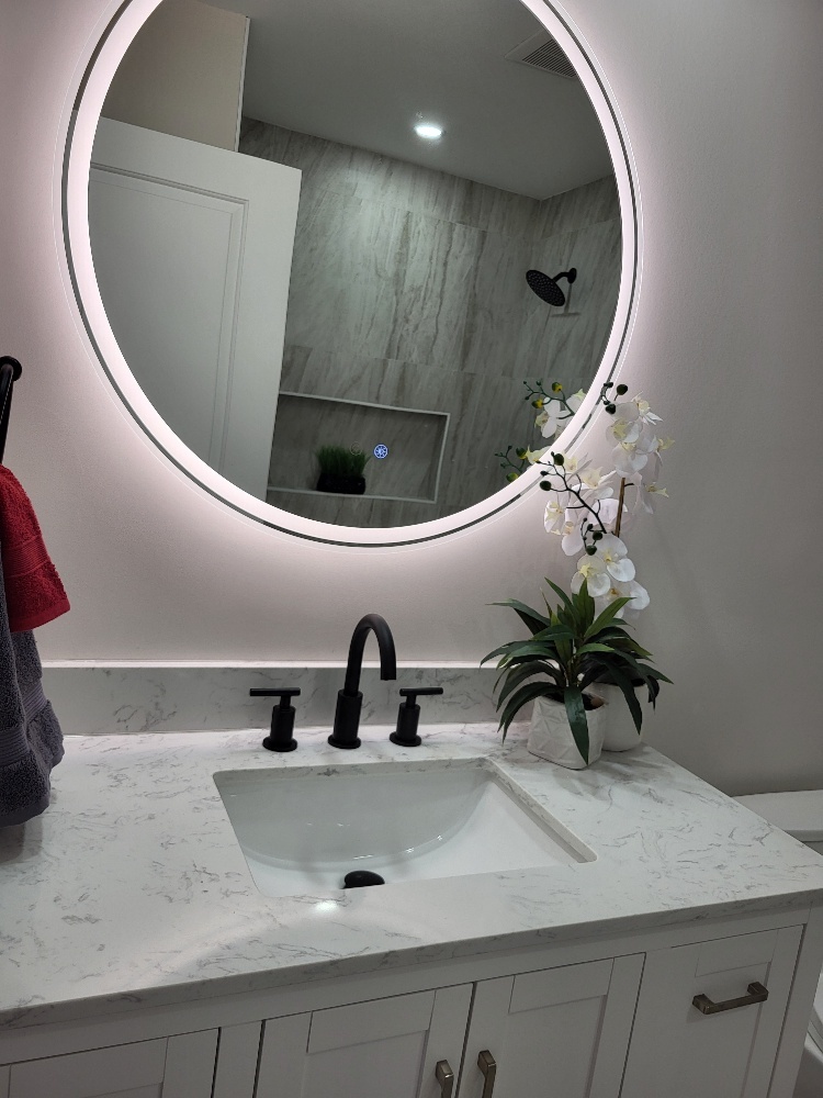 6831 Plymouth Road, Downers Grove, IL 60516