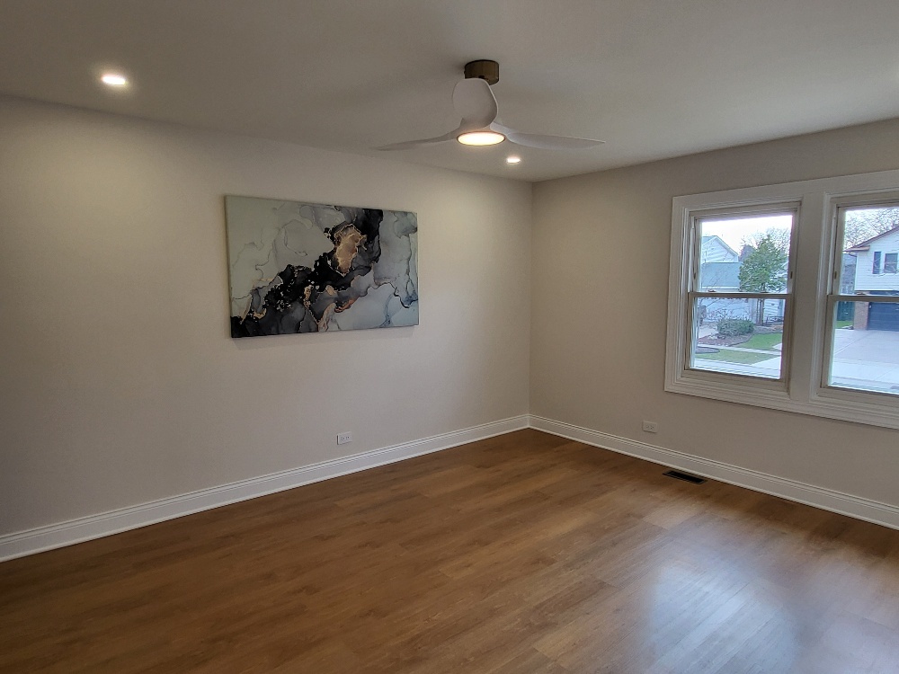 6831 Plymouth Road, Downers Grove, IL 60516