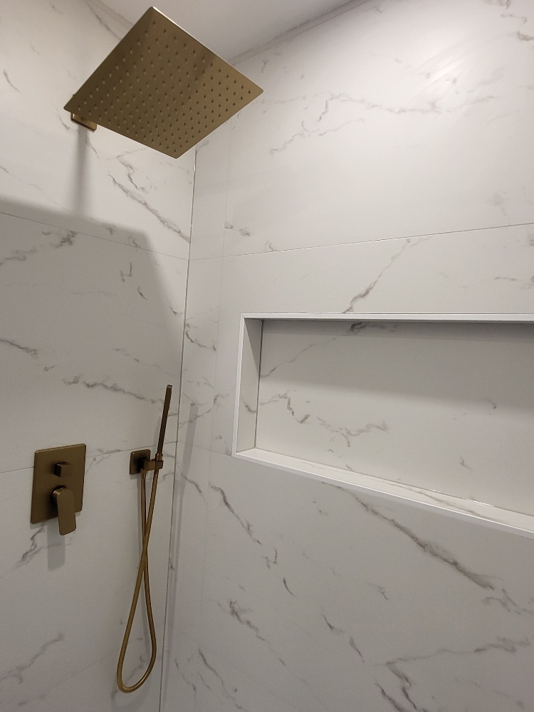 6831 Plymouth Road, Downers Grove, IL 60516