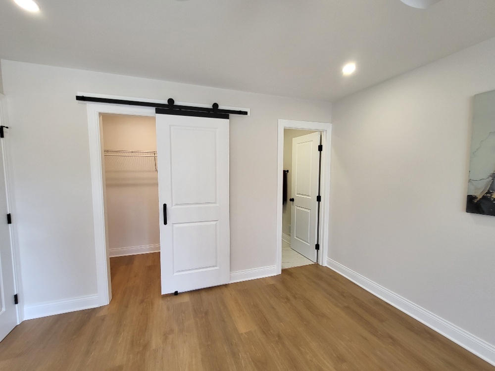 6831 Plymouth Road, Downers Grove, IL 60516