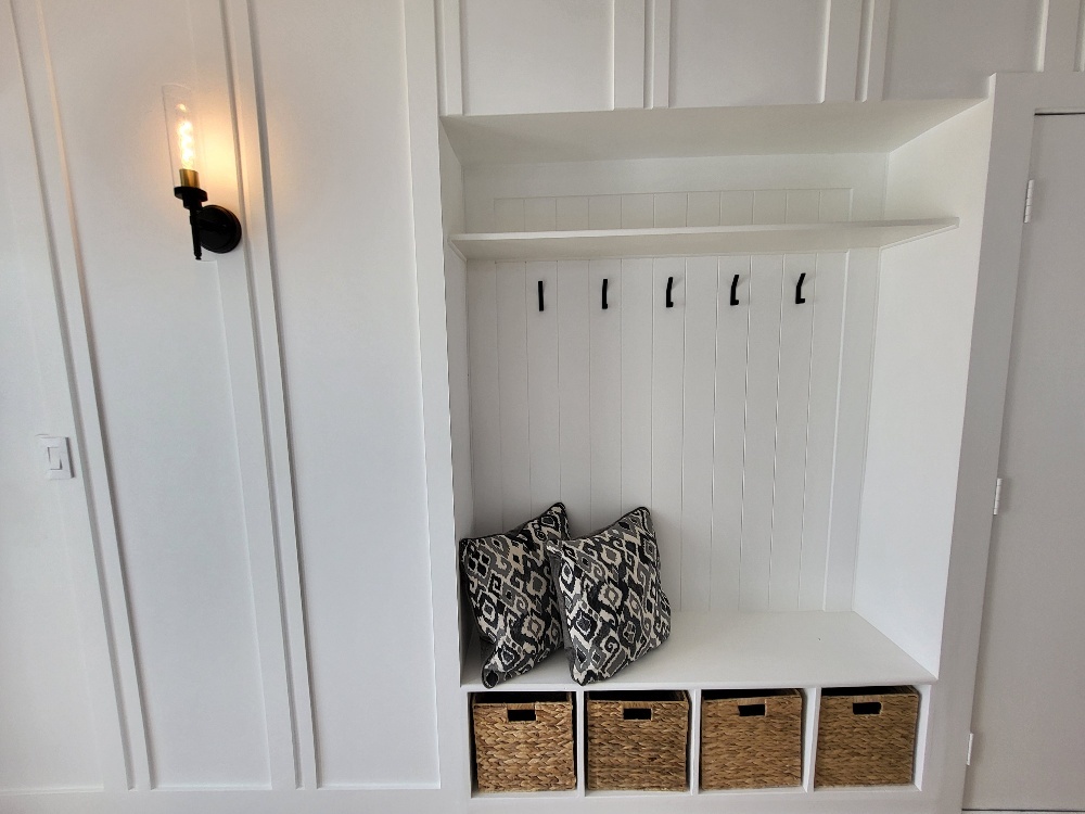 6831 Plymouth Road, Downers Grove, IL 60516