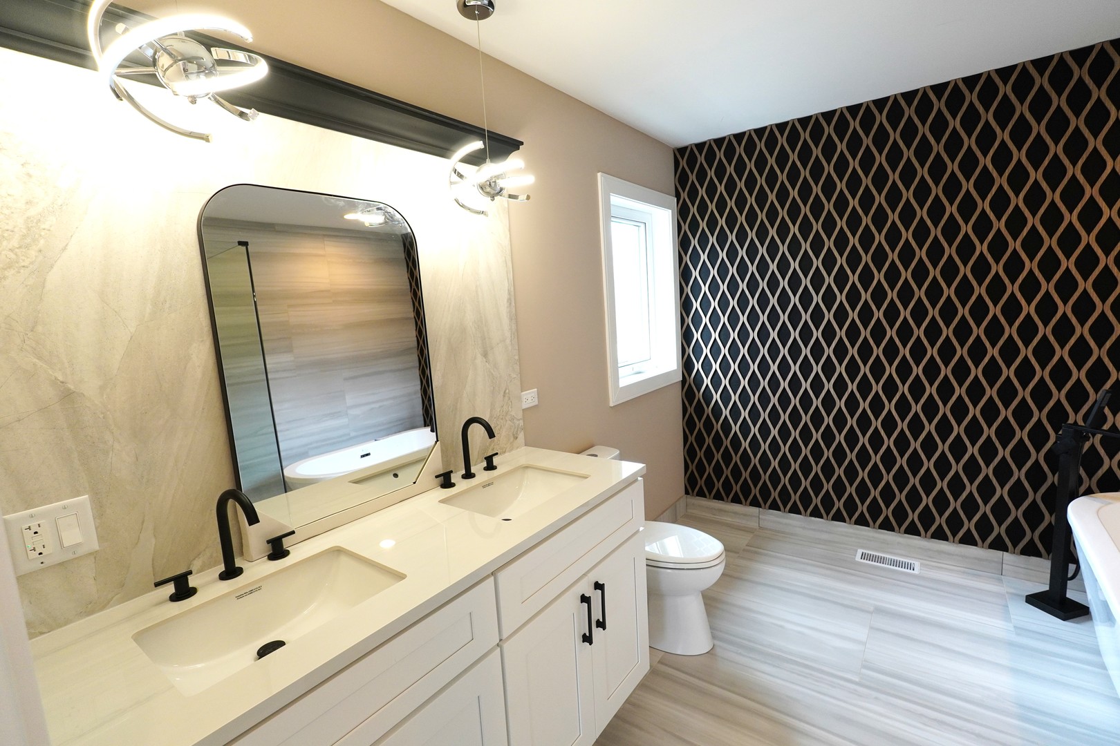 9615 S California Avenue, Evergreen Park, IL 60805