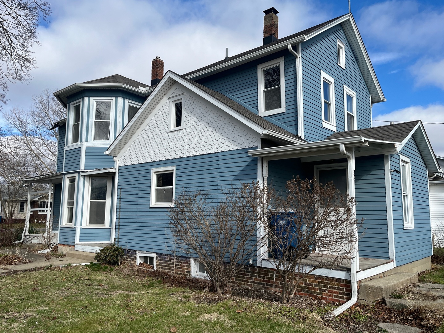 100 N Jackson Street, Flanagan, IL 61740