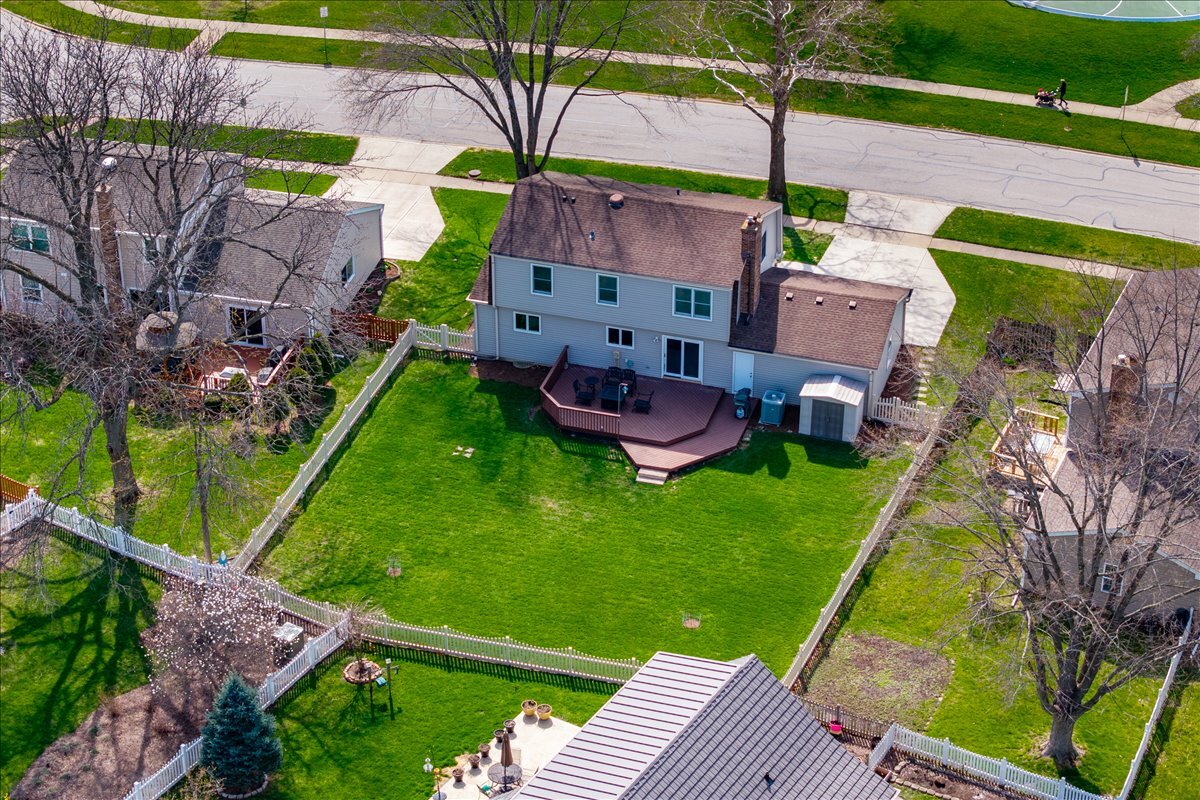 208 S Birchwood Drive, Naperville, IL 60540