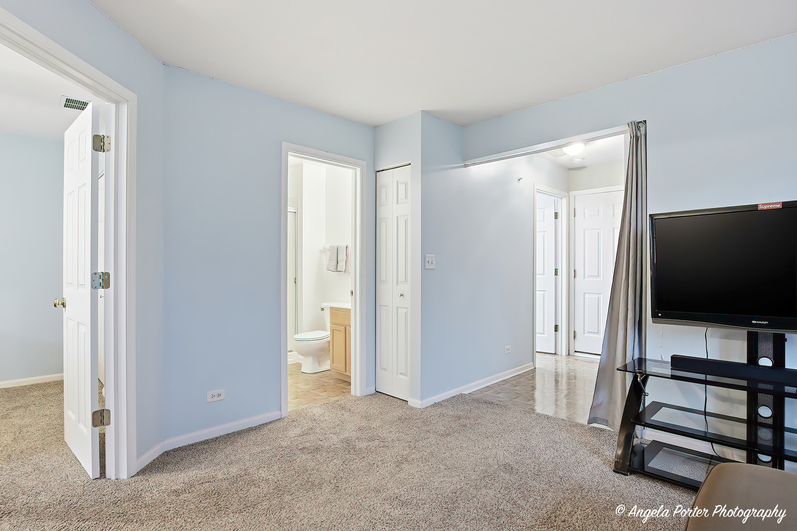 324 New Haven Drive, Cary, IL 60013