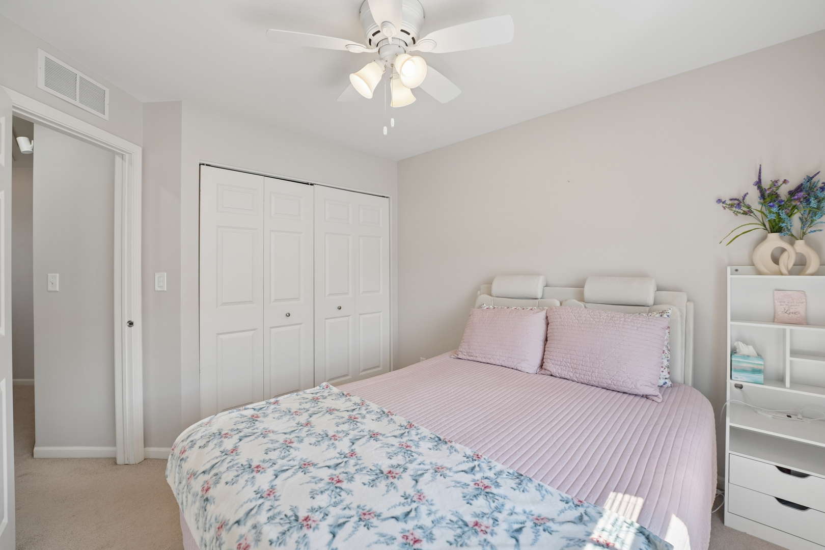 112 Morgans Gate Drive, Wood Dale, IL 60191