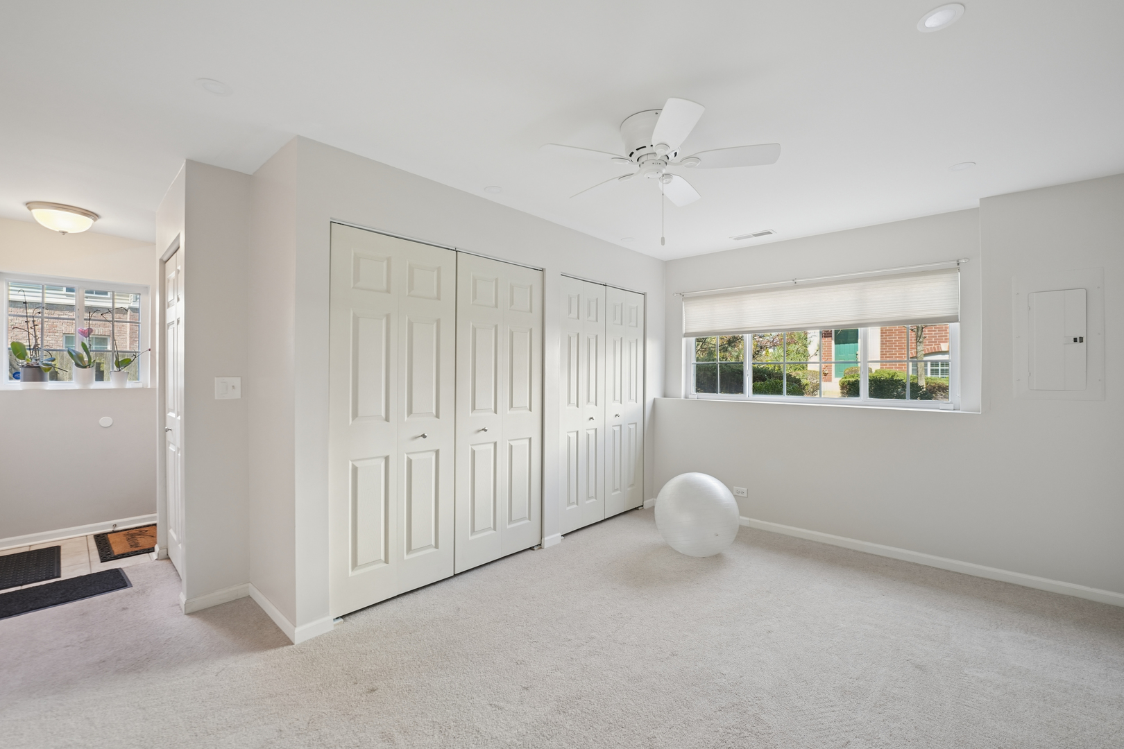 112 Morgans Gate Drive, Wood Dale, IL 60191