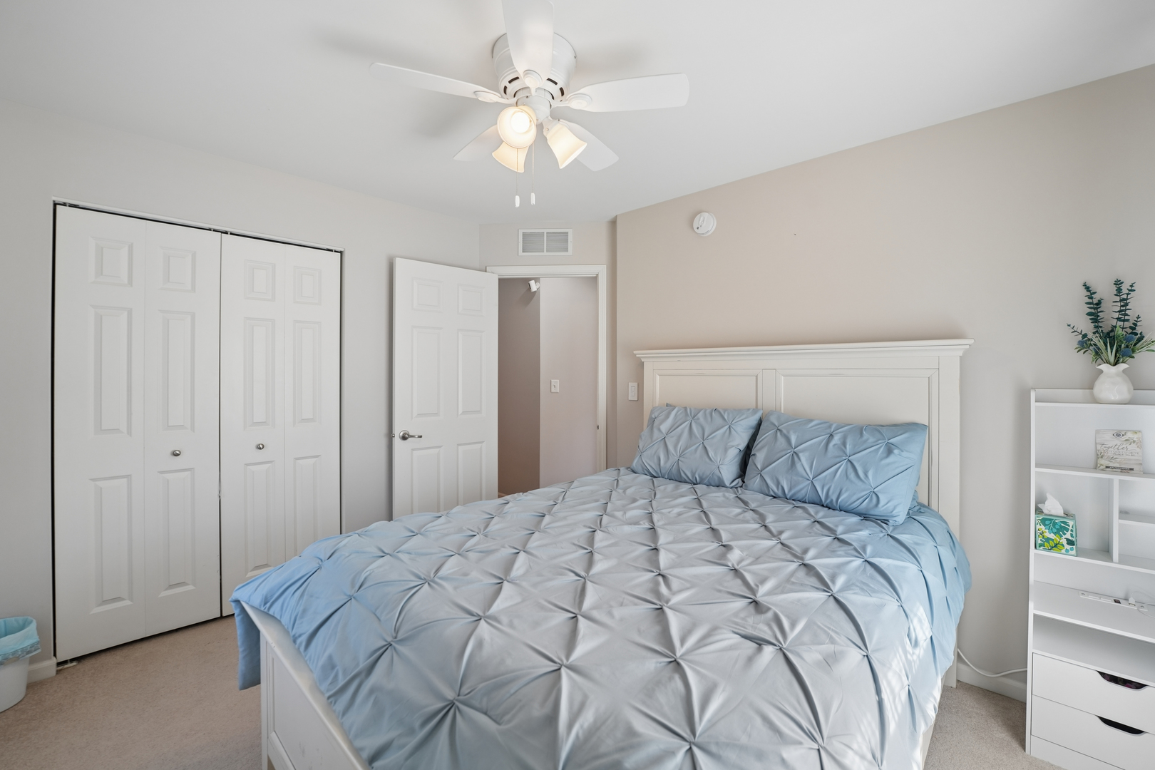 112 Morgans Gate Drive, Wood Dale, IL 60191