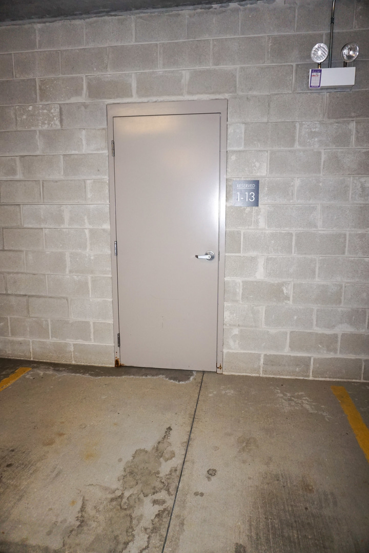 4811 N Olcott Avenue #515, Harwood Heights, IL 60706