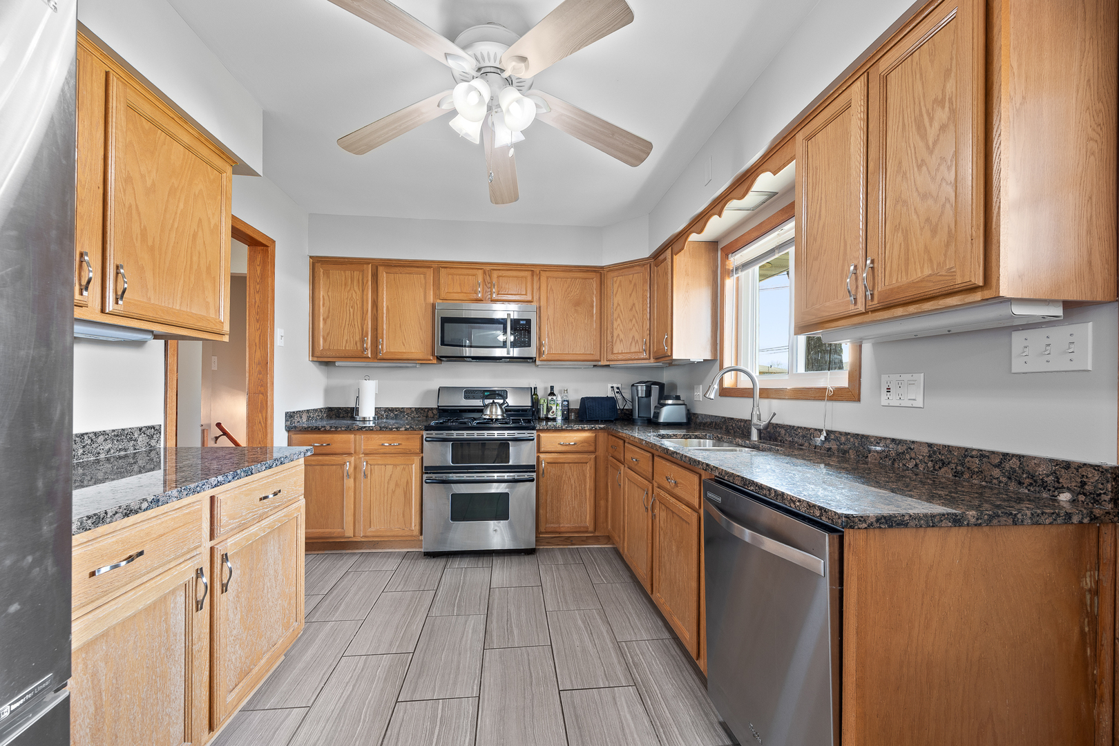 6043 W 127th Place, Palos Heights, IL 60463