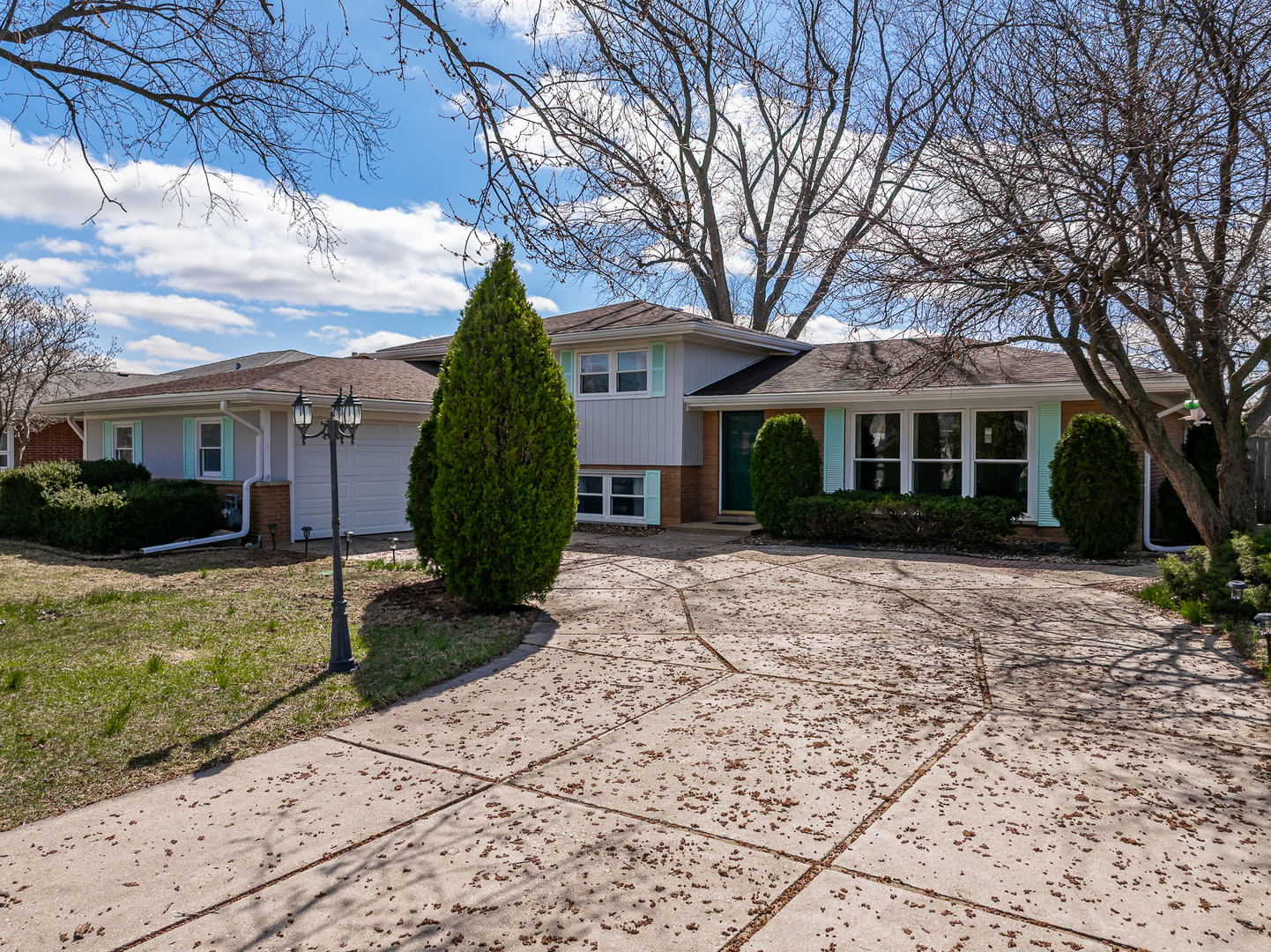 6043 W 127th Place, Palos Heights, IL 60463