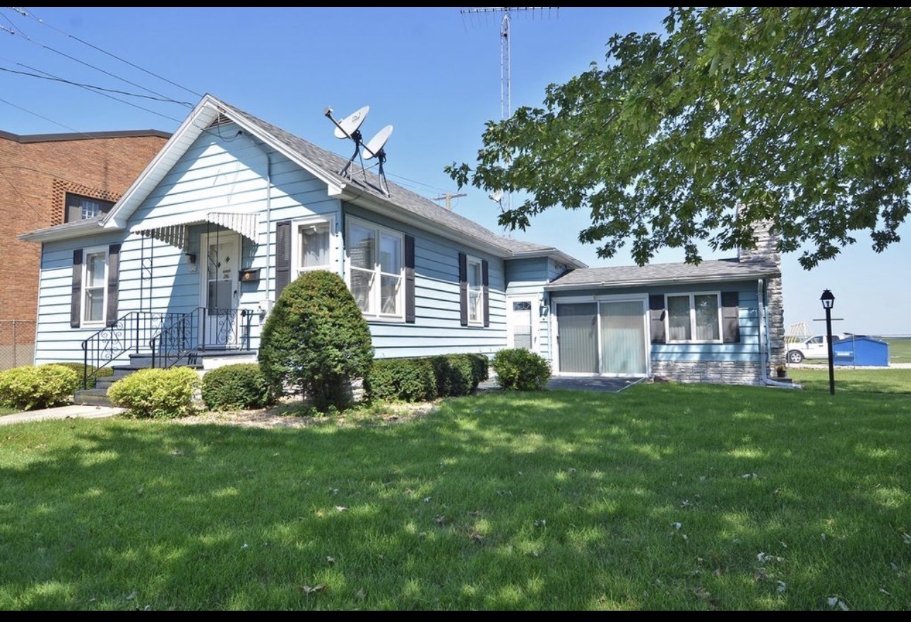 320 W Main Street, Grand Ridge, IL 61325