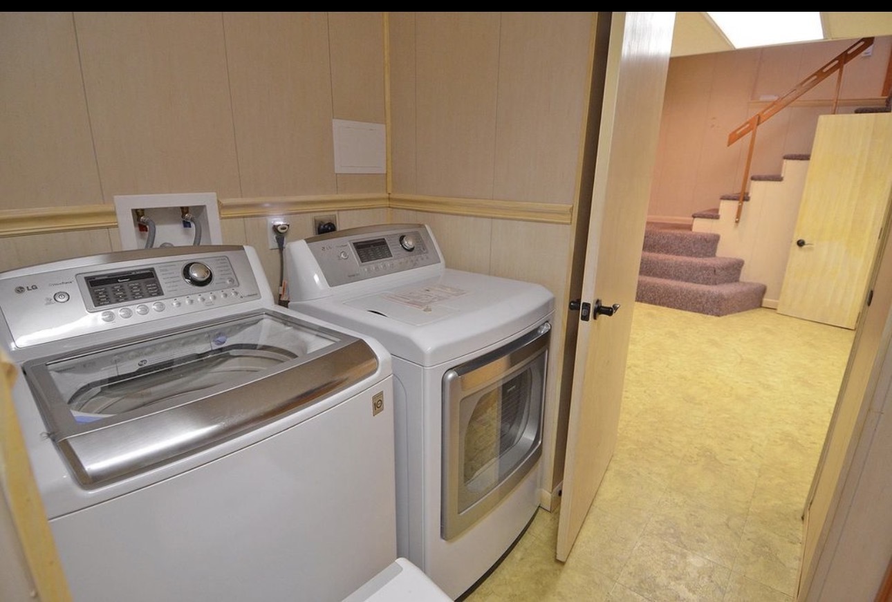 320 W Main Street, Grand Ridge, IL 61325