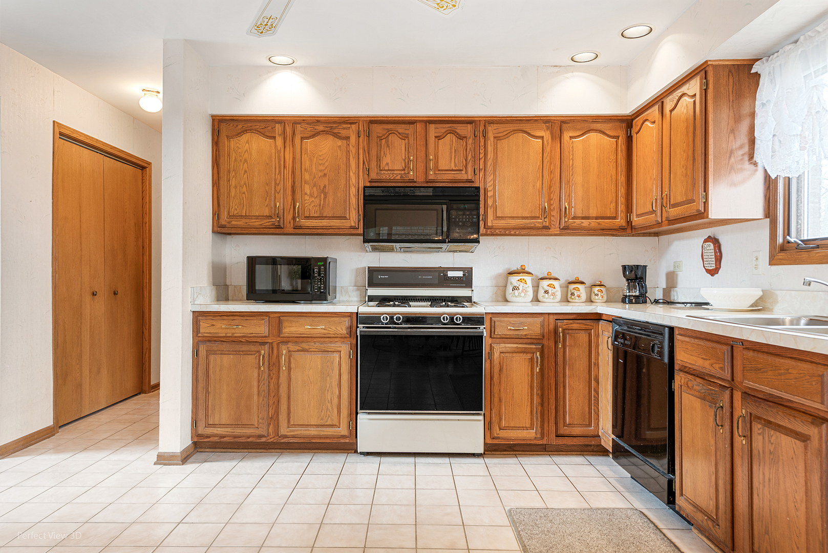 7233 SOUTHWICK Drive, Frankfort, IL 60423