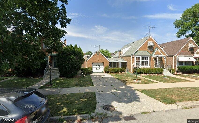 10210 S Rhodes Avenue, Chicago, IL 60628