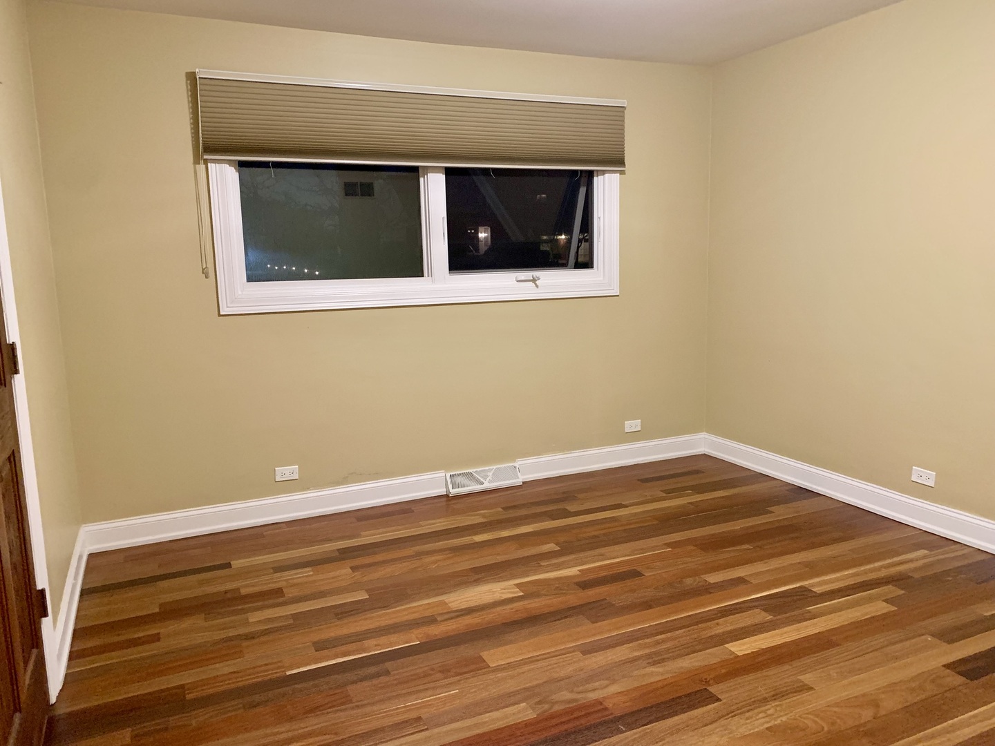 11 Woodridge Drive, Oak Brook, IL 60523