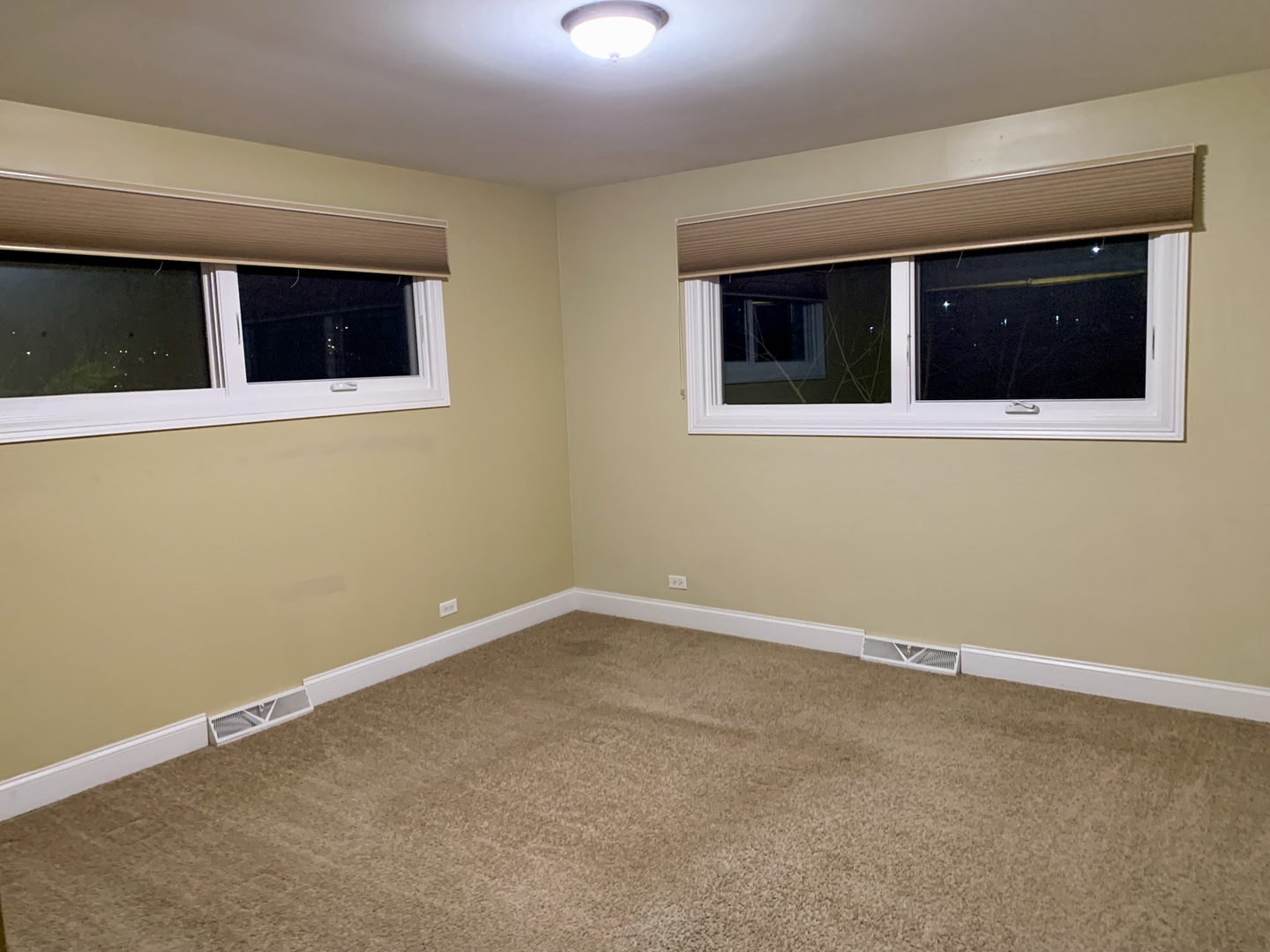 11 Woodridge Drive, Oak Brook, IL 60523