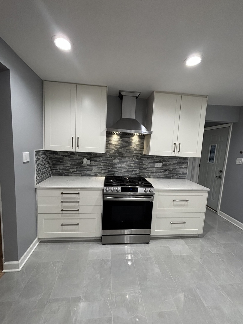 256 Maple Avenue, South Chicago Heights, IL 60411