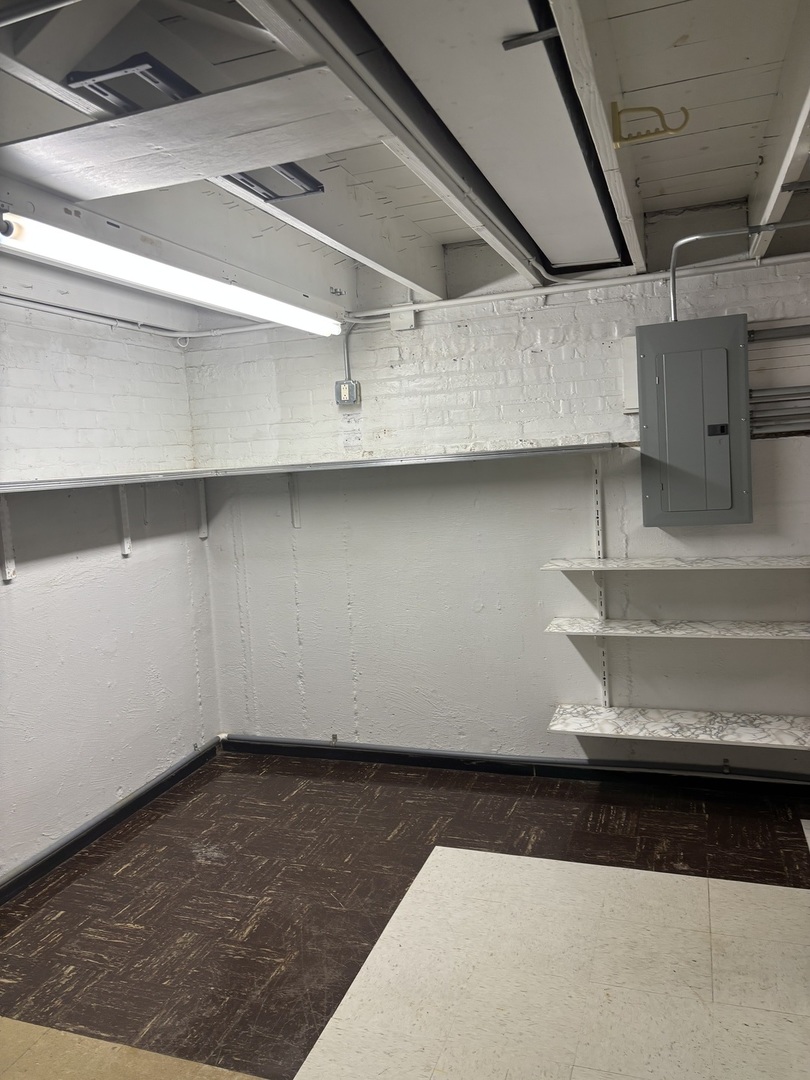 256 Maple Avenue, South Chicago Heights, IL 60411