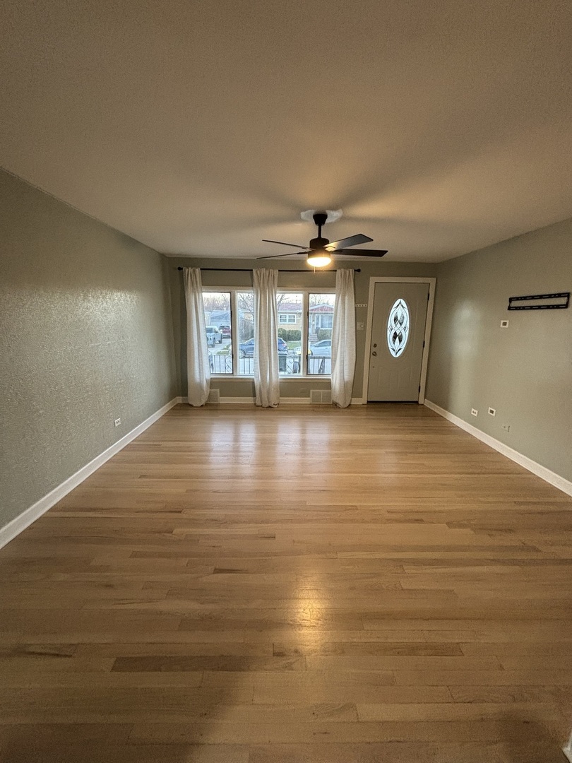 256 Maple Avenue, South Chicago Heights, IL 60411