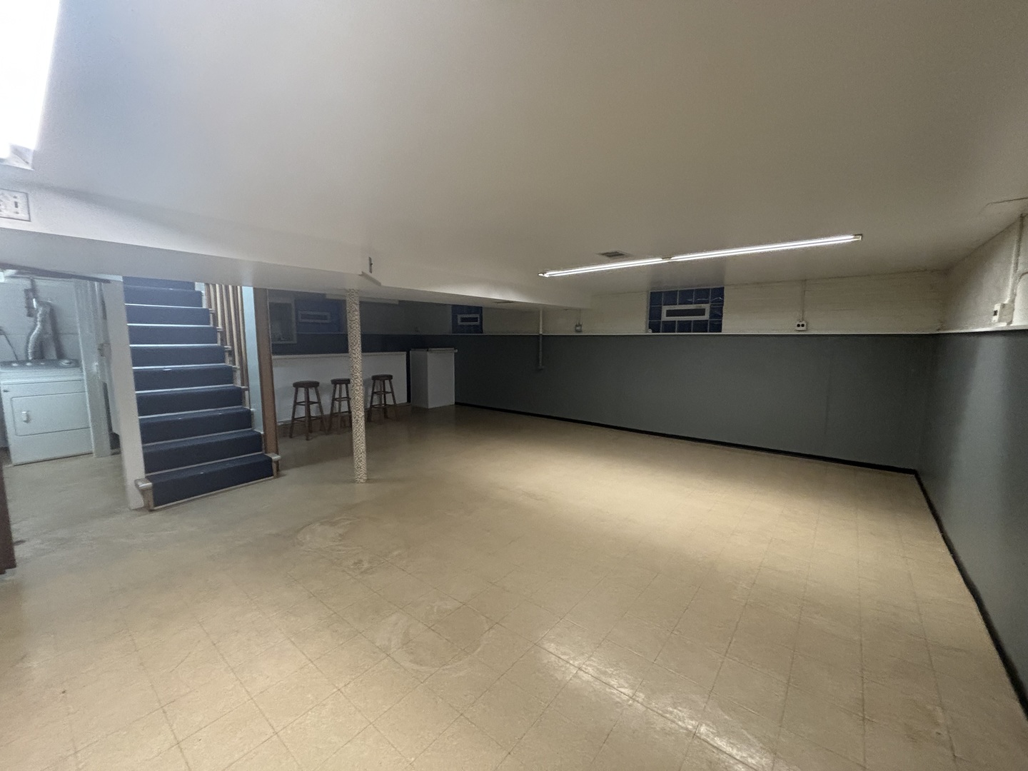 256 Maple Avenue, South Chicago Heights, IL 60411