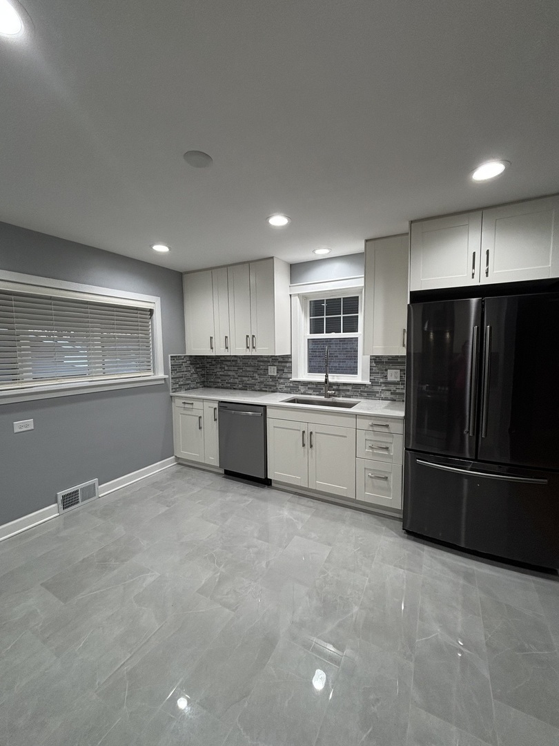 256 Maple Avenue, South Chicago Heights, IL 60411