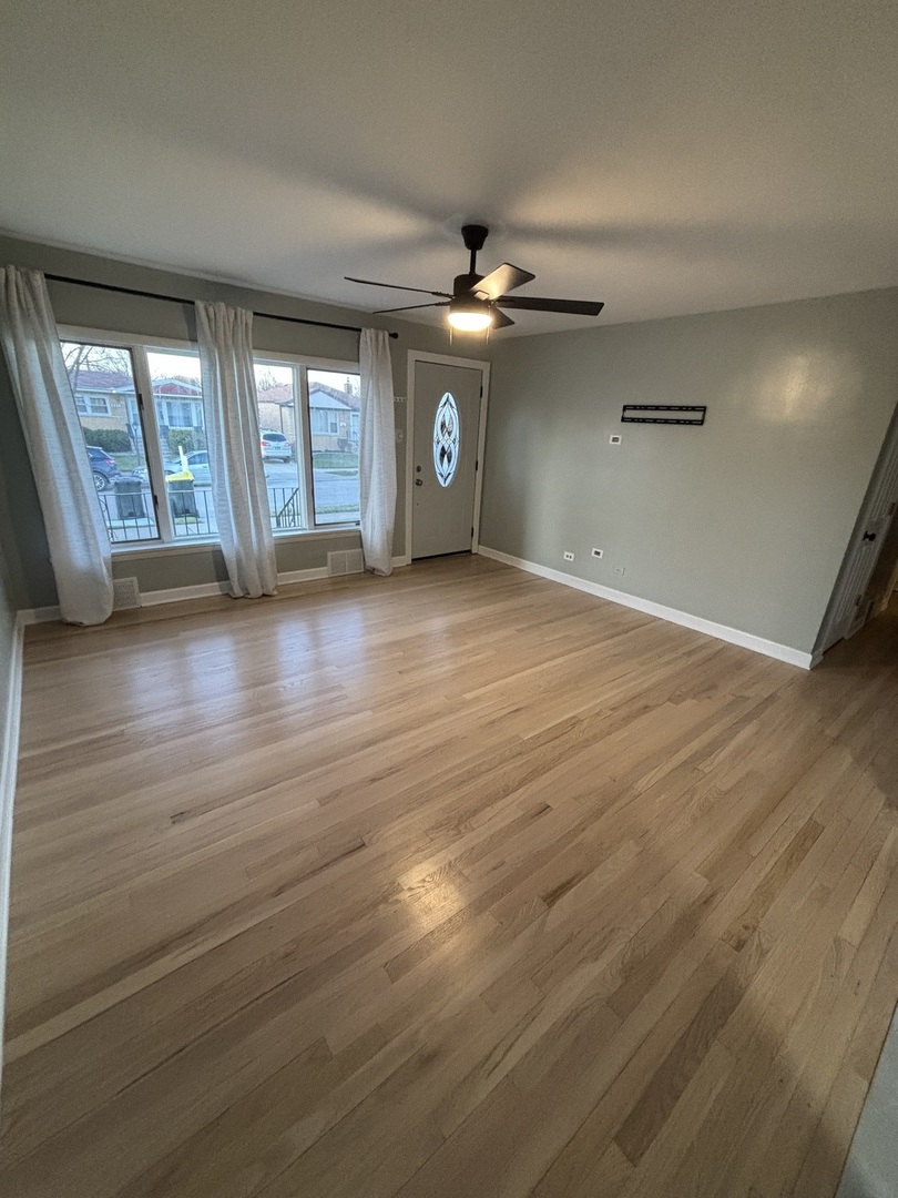 256 Maple Avenue, South Chicago Heights, IL 60411