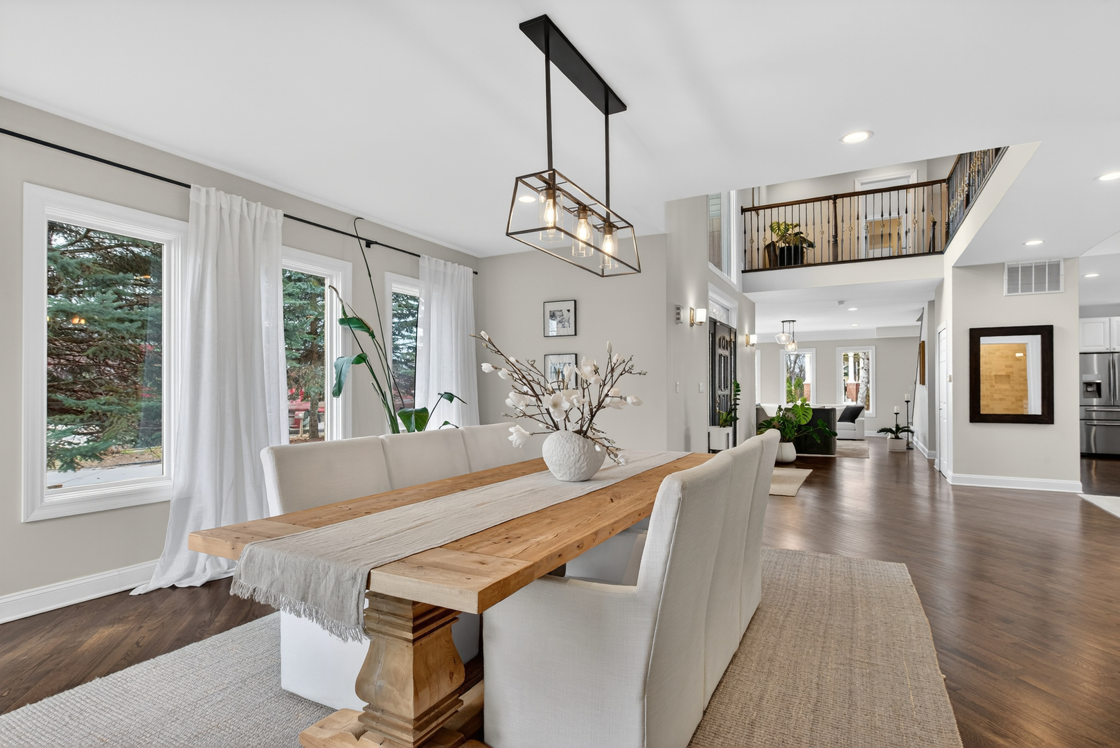 332 E Central Road, Arlington Heights, IL 60005