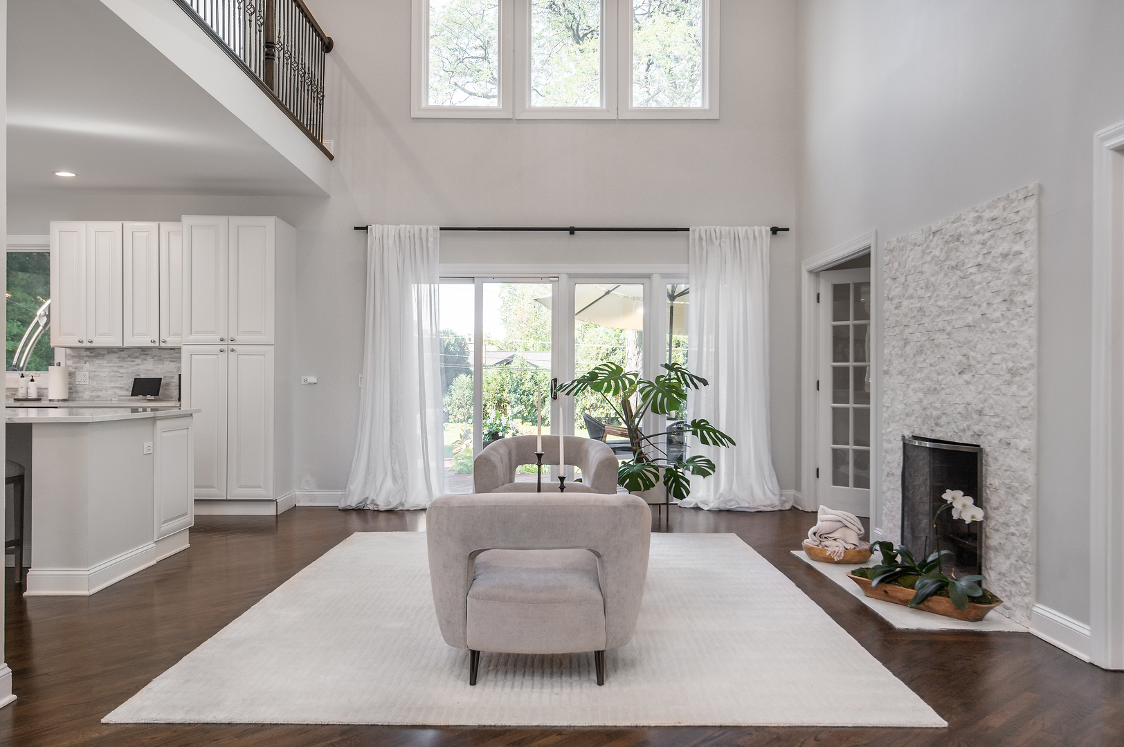 332 E Central Road, Arlington Heights, IL 60005