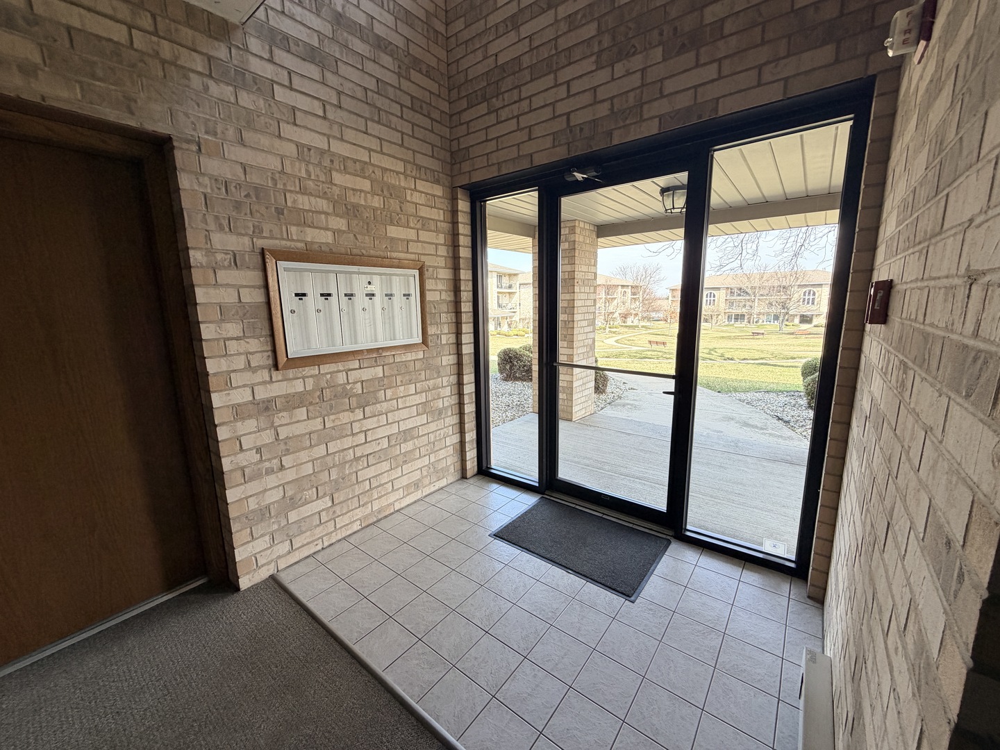 17828 Bernard Drive #1A, Orland Park, IL 60467