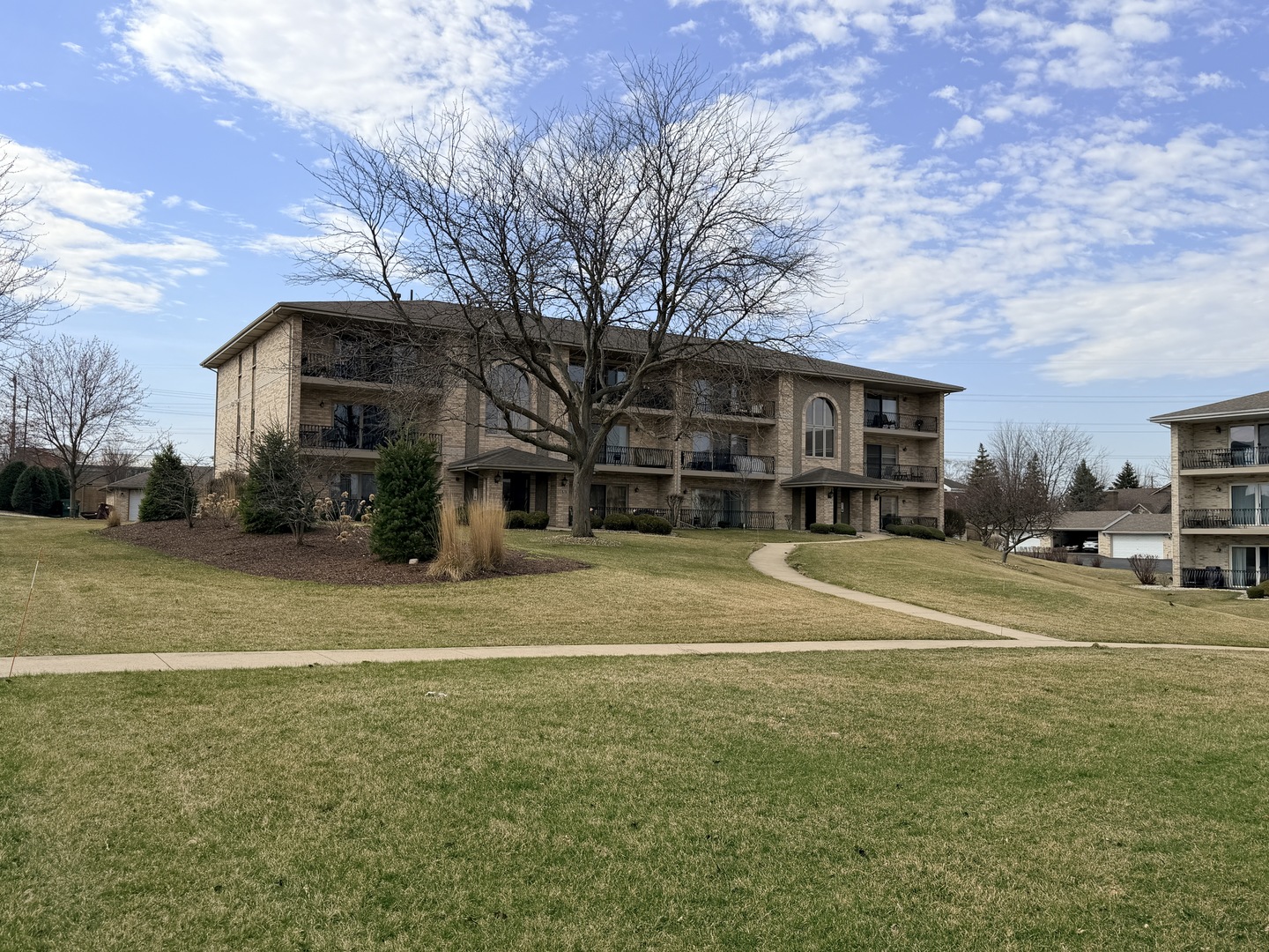 17828 Bernard Drive #1A, Orland Park, IL 60467