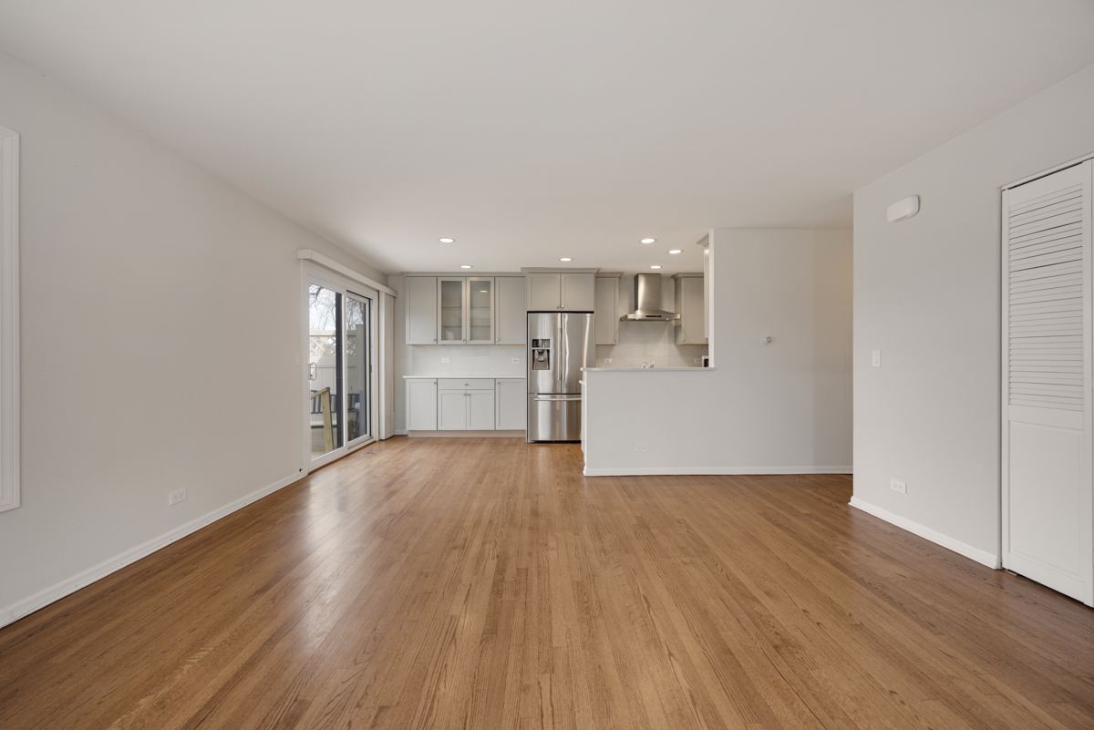 1634 Vermont Drive, Elk Grove Village, IL 60007