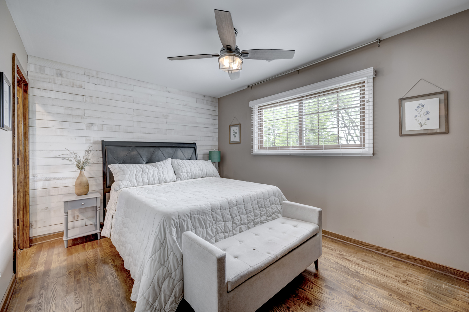 7215 Larchwood Lane, Woodridge, IL 60517