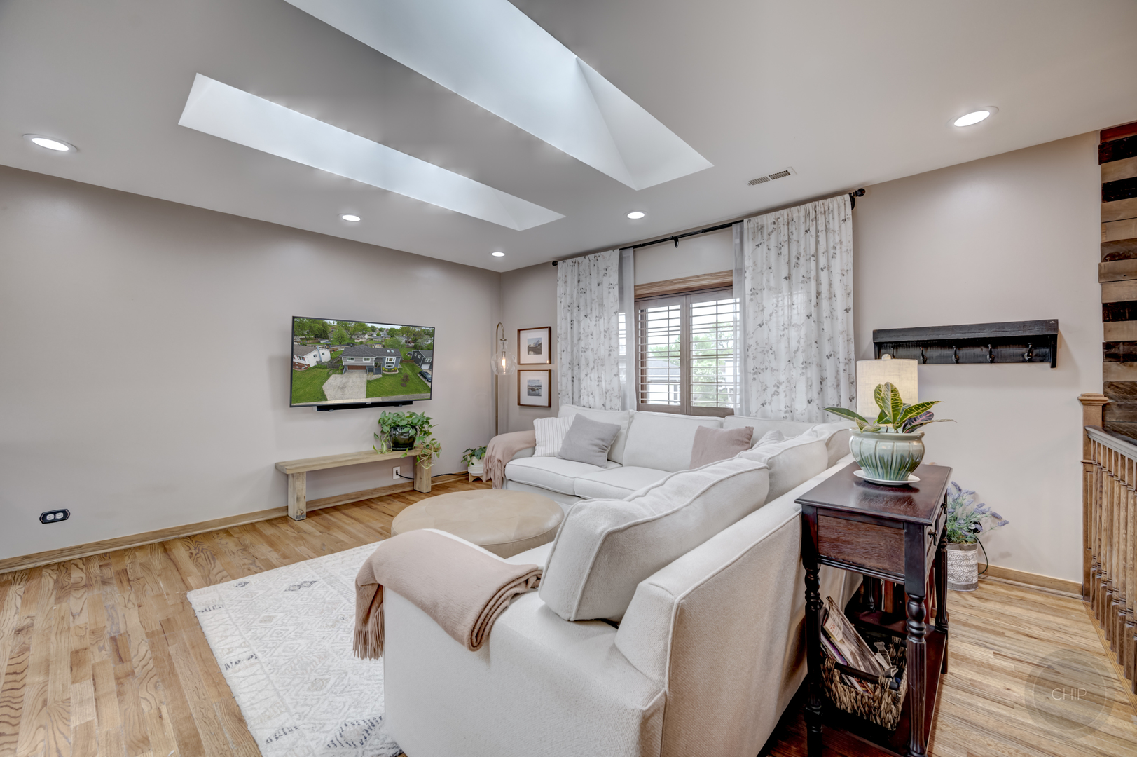 7215 Larchwood Lane, Woodridge, IL 60517