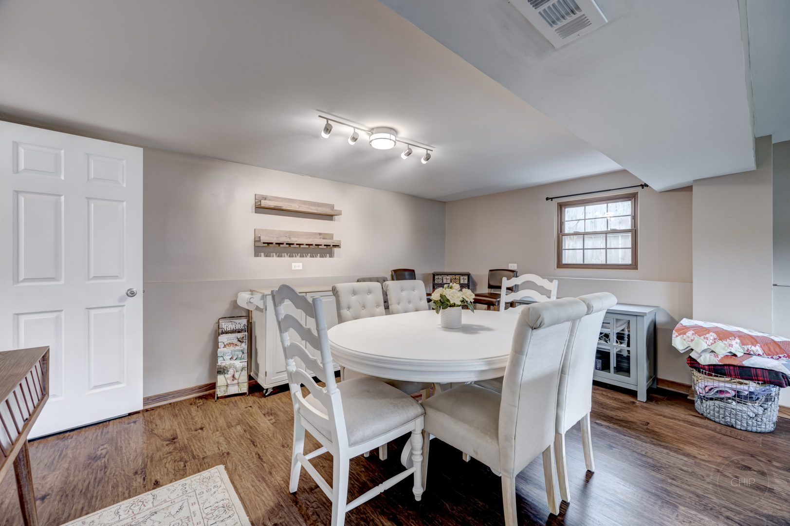 7215 Larchwood Lane, Woodridge, IL 60517