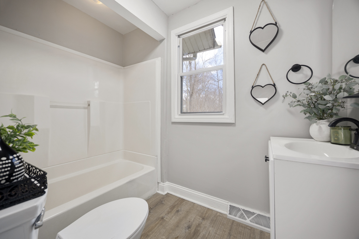 38169 N 3rd Avenue, Spring Grove, IL 60081