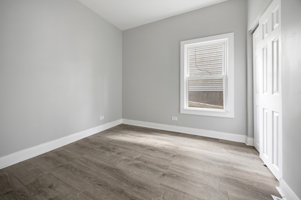 38169 N 3rd Avenue, Spring Grove, IL 60081