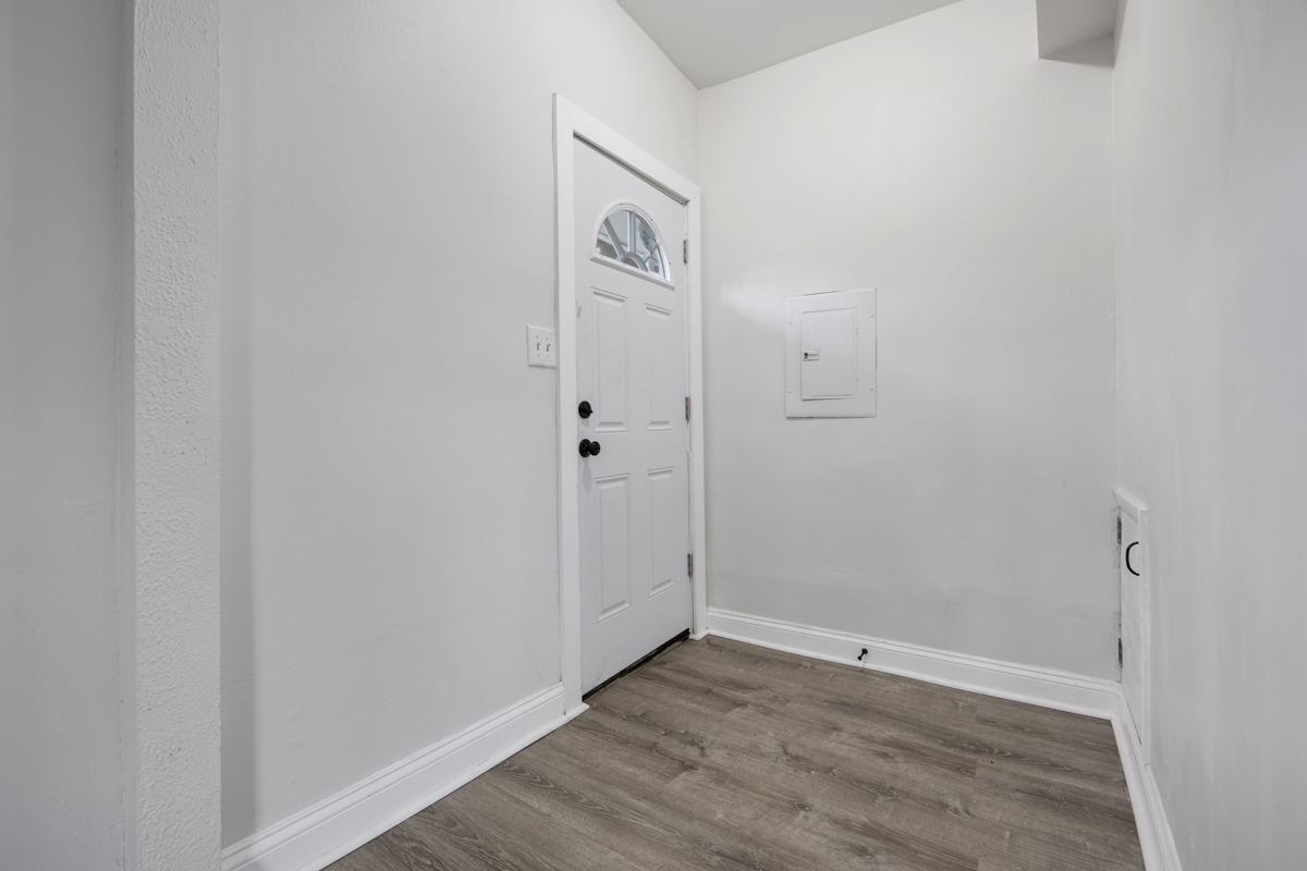 38169 N 3rd Avenue, Spring Grove, IL 60081