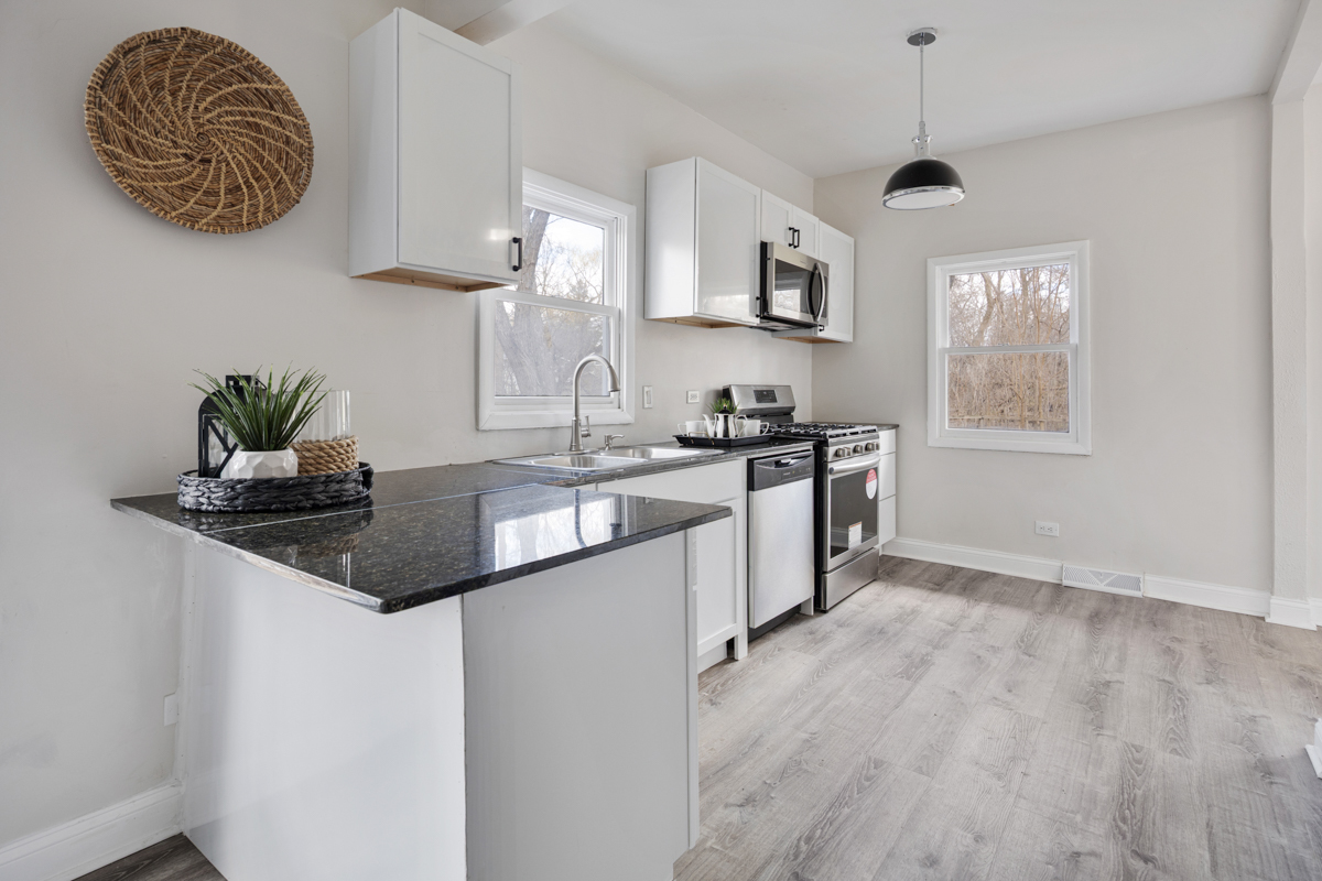 38169 N 3rd Avenue, Spring Grove, IL 60081