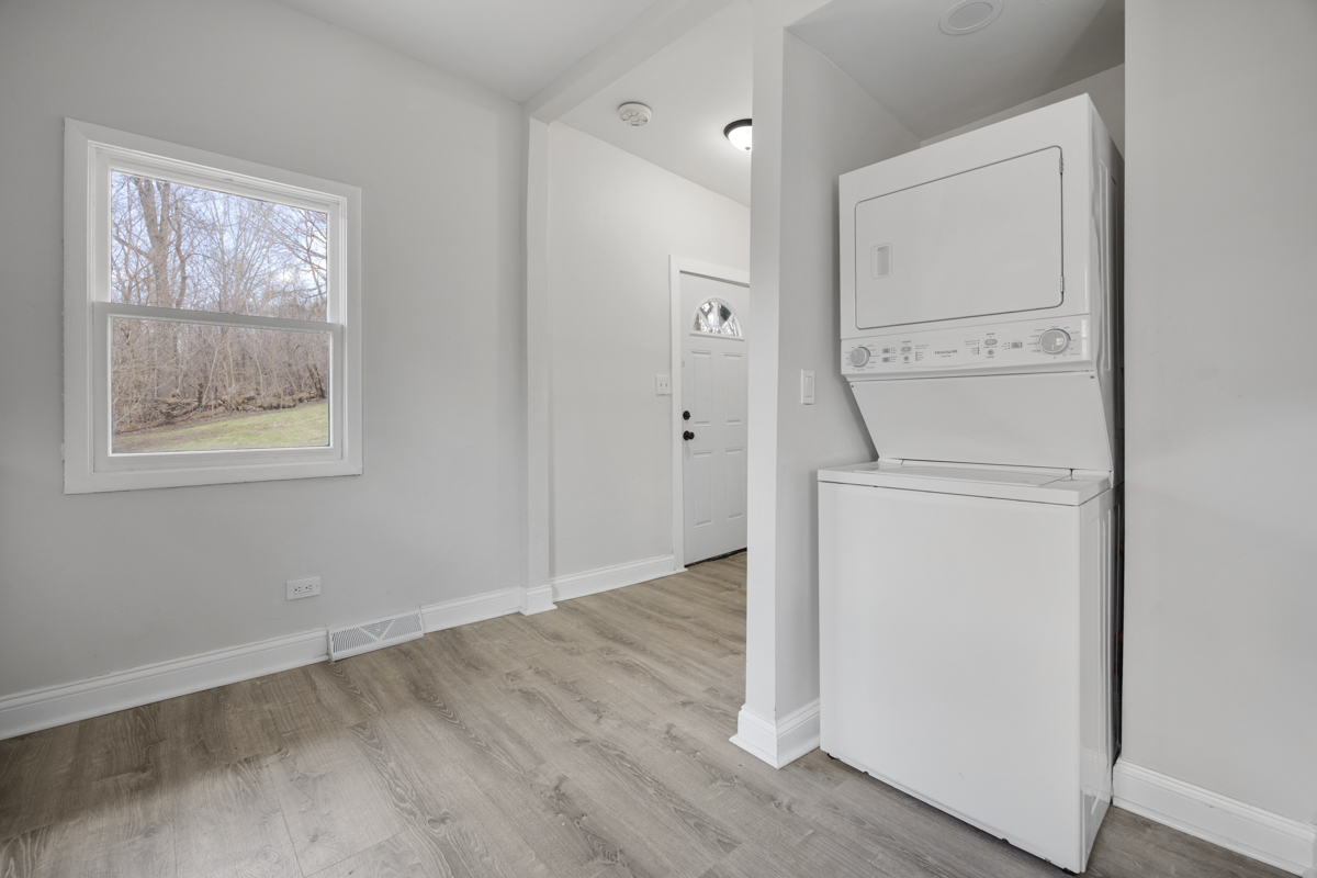 38169 N 3rd Avenue, Spring Grove, IL 60081