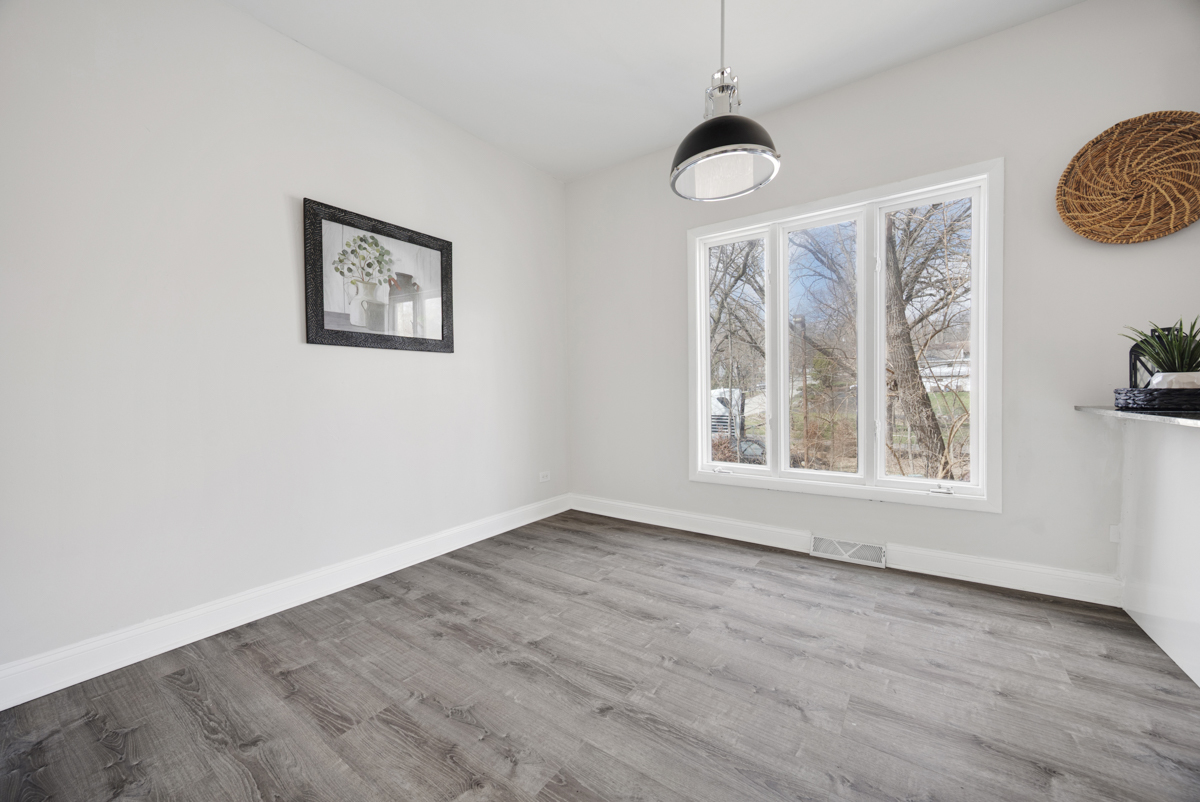 38169 N 3rd Avenue, Spring Grove, IL 60081